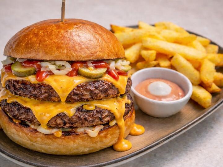 Maxi Munch Burger