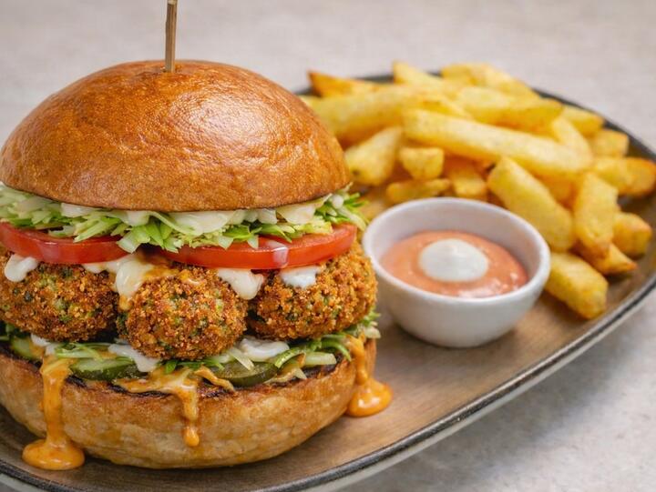 Falafel Burger (Vejetaryen)